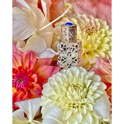 AMMA’S DARSHAN HOLY OIL (Maha Lakshmi Devi Bhava)