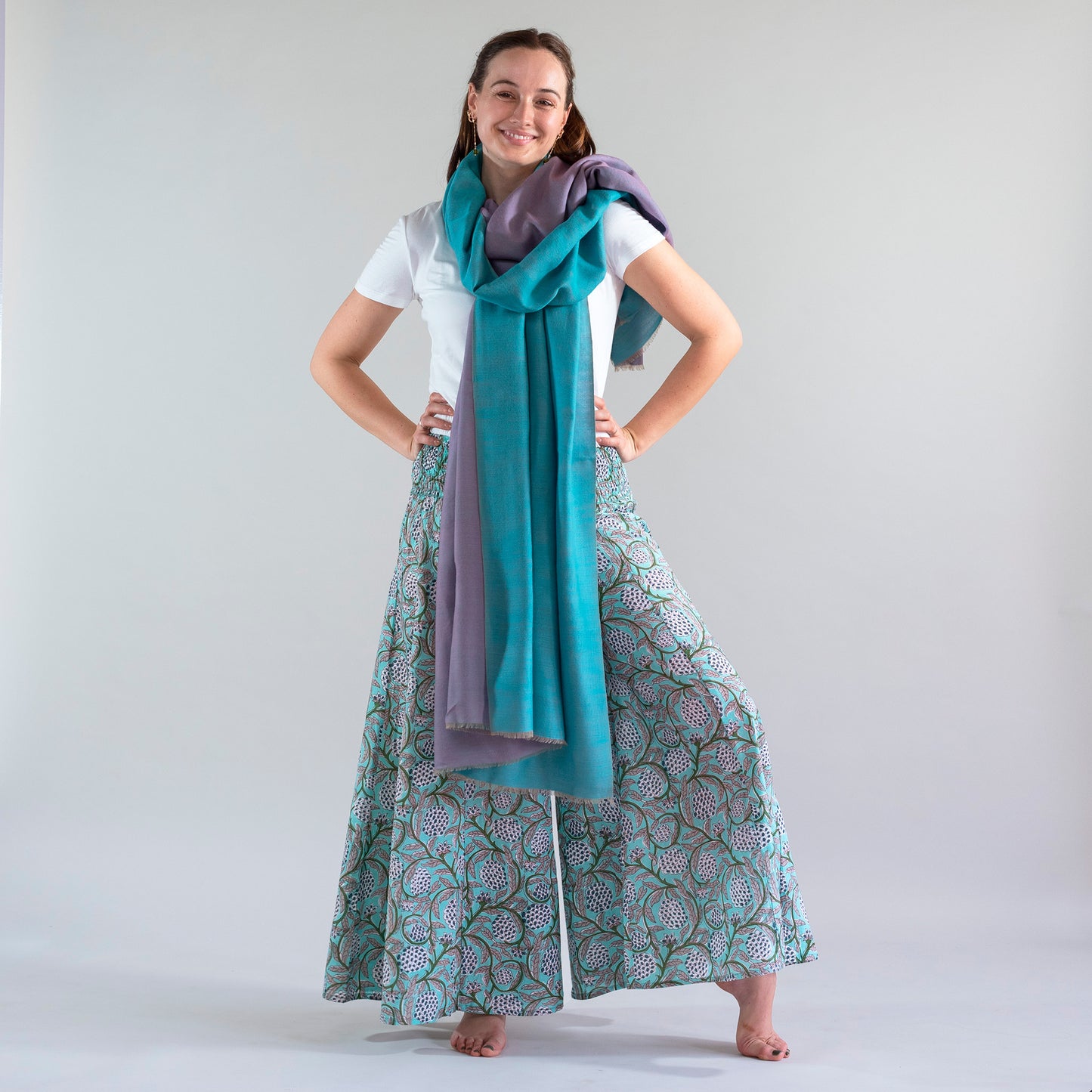 Reversible Double-Shade Soft-Wool Shawl