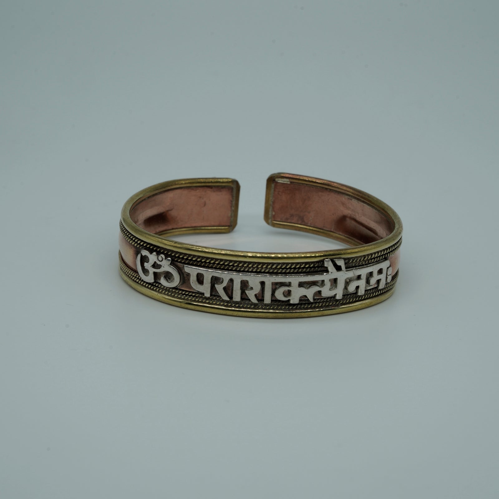 Om Parashakthiyai Namaha Bracelet