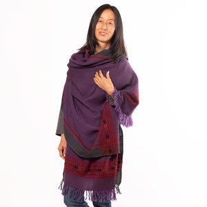 Women’s  Kullu Wool Handloom Shawl, Classic Border