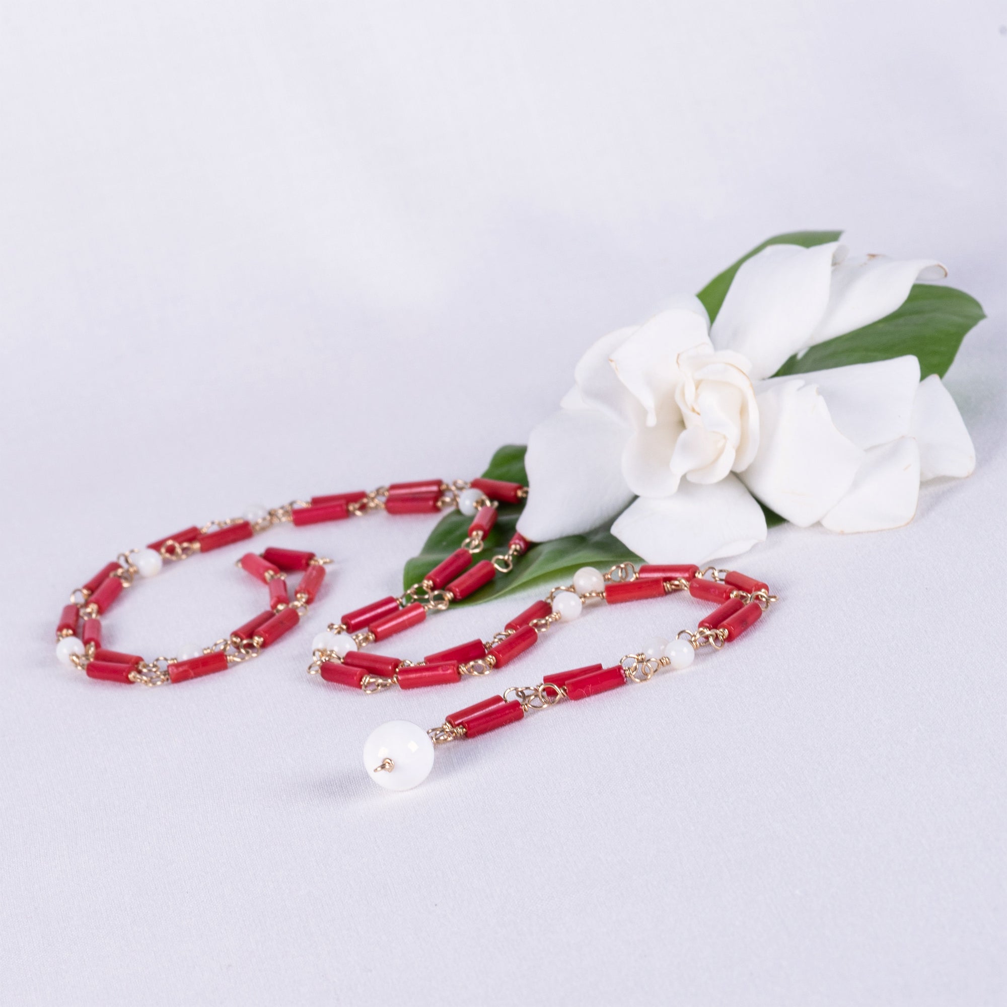 Red Coral & Mother-of-Pearl Necklace (Prasad)
