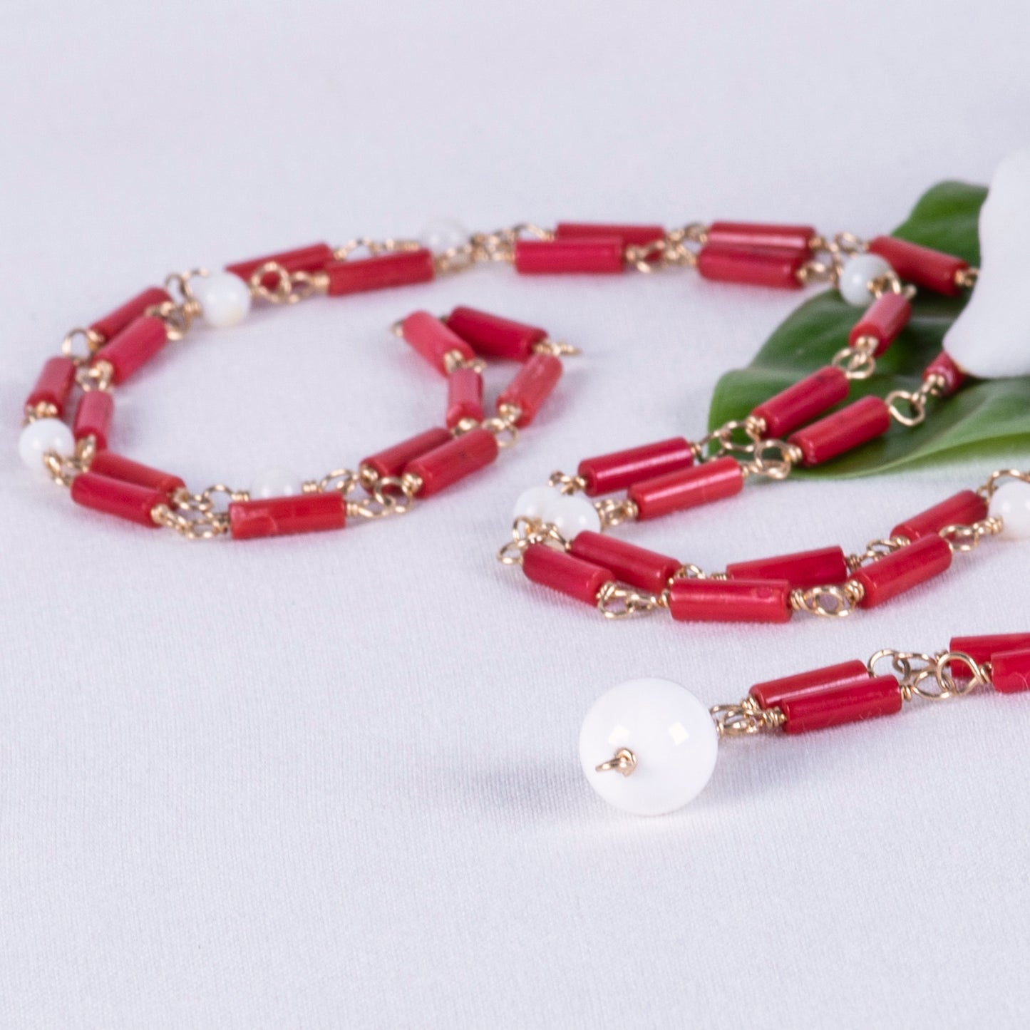 Red Coral & Mother-of-Pearl Necklace (Prasad)